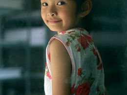 夏天到了，小美女都出来了。