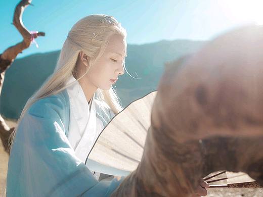 白鹤少年