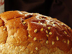 哈尔滨菜谱菜牌，雷鸣摄影，哈尔滨俄罗斯风味大列巴面包