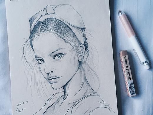 最喜欢眼睛好看的姑娘