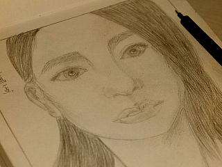 【每天一画】短发帅气女孩 