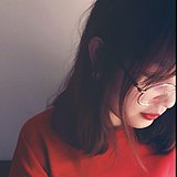 躲进世界里的猫的头像