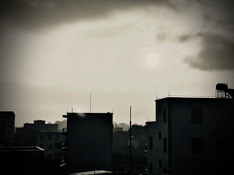 白天也懂夜的黑[z偷笑]