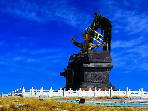 གླིང་དཀར་ཕུ་ནུའི་རྗེ་བོ།