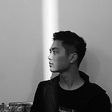 译绘的头像