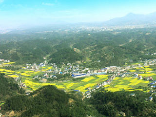 张家界市慈利县象鼻嘴村全景