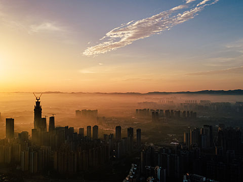 金光燦燦的日出（個(gè)人主頁(yè)-ZNDU5MzIyNTI=） - 環(huán)境/建筑攝影 - 站酷設(shè)計(jì)師拍照吧老孫原創(chuàng)素材 - 站酷ZCOOL