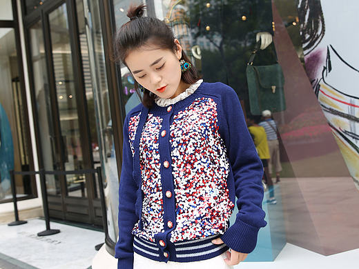 属于年轻人的服装街拍/淘宝摄影/淘女郎/模特服装外景拍摄/女装/ps修图/图片美化手机服装人物拍摄