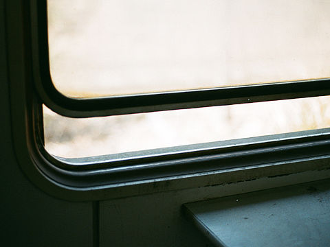 独自游走的 下午/胶片（个人主页-ZMjA4MDY0MDA=） - 环境/建筑摄影 - 站酷设计师章真白原创素材 - 站酷ZCOOL