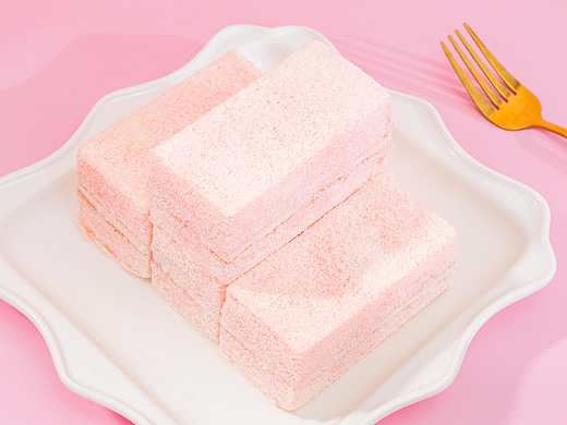 【美食摄影】草莓老奶油蛋糕