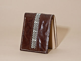  手抓纹牛皮短夹