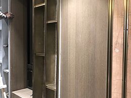 木飾面柜體現(xiàn)場定制 