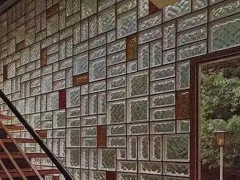 大小尺寸玻璃磚隨意拼接（個人主頁-ZMjExOTM3NjA=） - 建筑設(shè)計 - 站酷設(shè)計師小材大用空間設(shè)計原創(chuàng)素材 - 站酷ZCOOL