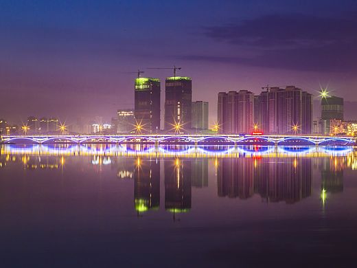 夜下城