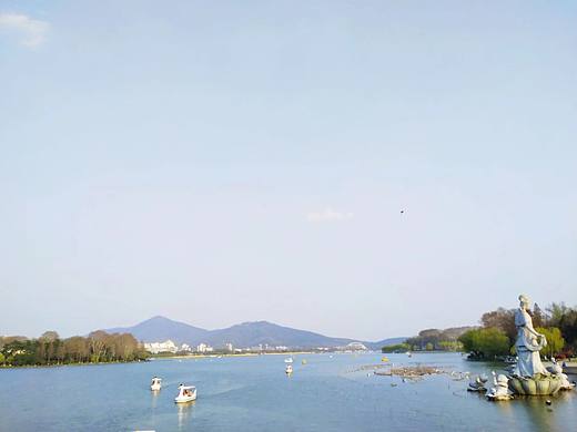 玄武湖春色