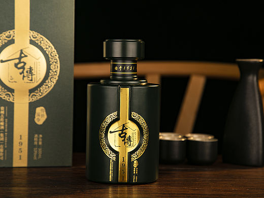 白酒拍照