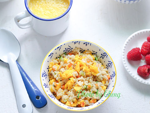 糙米炒饭（个人主页-ZMjgwOTI0NDg=） - 产品摄影 - 站酷设计师成成学摄影原创素材 - 站酷ZCOOL