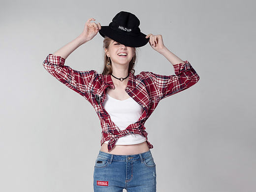 女模衣服拍摄（个人主页-ZMjE1MjA5MzI=） - 时尚/艺术摄影 - 站酷设计师滚石摄影设计原创素材 - 站酷ZCOOL