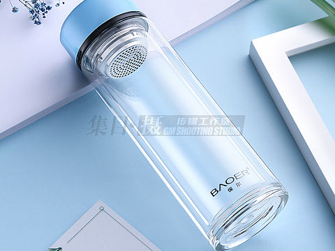 保尔 玻璃杯拍摄