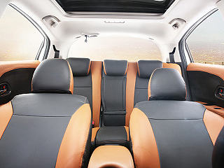 一款座套的内页