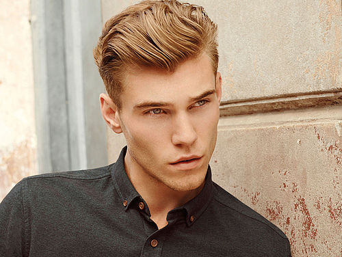 BURTON服装品牌广告设计（个人主页-ZNTAwOTY2MA==） - 运营设计 - 站酷设计师哥哥阳光原创素材 - 站酷ZCOOL