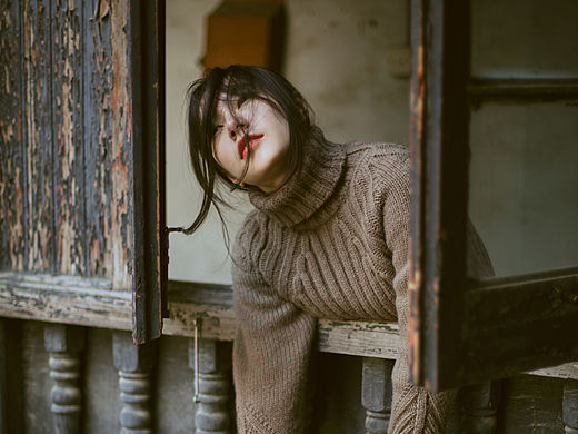 《流离》