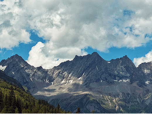 川西的山（個人主頁-ZNjgyOTA3Mjg=） - 風光攝影 - 站酷設計師青島芝麻商業(yè)攝影原創(chuàng)素材 - 站酷ZCOOL