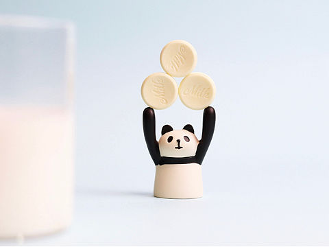 小朋友吃的🐄奶片摄影