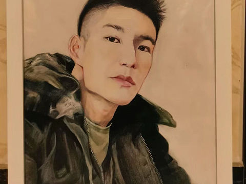 手绘彩铅画可接单，100~200元