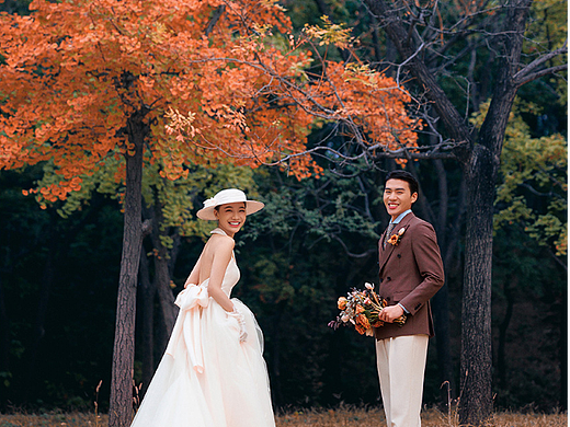 姐妹们，北京香山拍的婚纱照太好看了！
