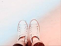 跟了我們家十多年的卷毛（個人主頁-ZMzE0OTU2） - 人文/紀(jì)實攝影 - 站酷設(shè)計師麥笨笨原創(chuàng)素材 - 站酷ZCOOL