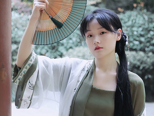 【20220925】国风绿裙少女写真