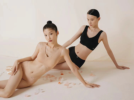 Yeerong壹榕服装塑身品牌设计（logo 包装 文化 摄影）