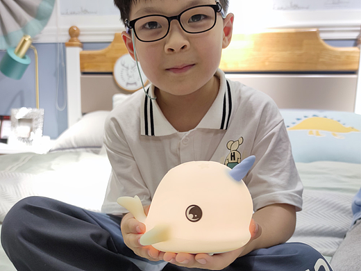 独角鲸小夜灯