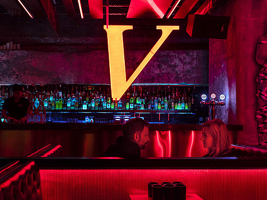 向北设计 | 沈阳LUV酒吧空间设计