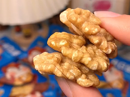 坚果 | 零食类产品抖音带货视频