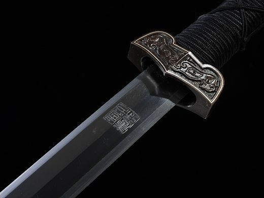 刀剑-铁雕错银汉剑