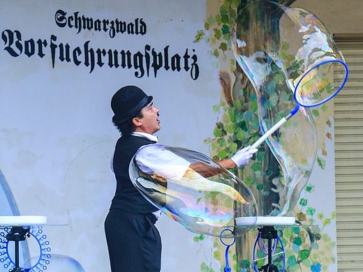 生活我们都是小丑