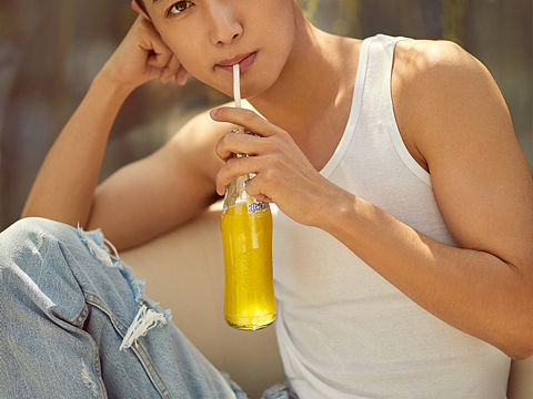 这个夏天的汽水少年☀️