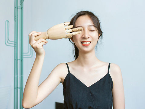 在六月