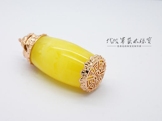 代波军艺术珠宝定制----貔貅蜜蜡吊坠作品欣赏