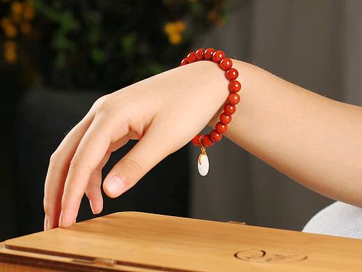 手鏈（個(gè)人主頁(yè)-ZNTQzNTg4MDg=） - 產(chǎn)品攝影 - 站酷設(shè)計(jì)師Z99579389原創(chuàng)素材 - 站酷ZCOOL