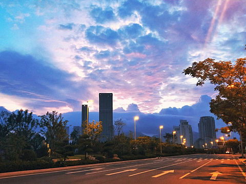 19年台风来临前的青岛（个人主页-ZMzk3NTg5Mjg=） - 修图/后期 - 站酷设计师黄甫原创素材 - 站酷ZCOOL