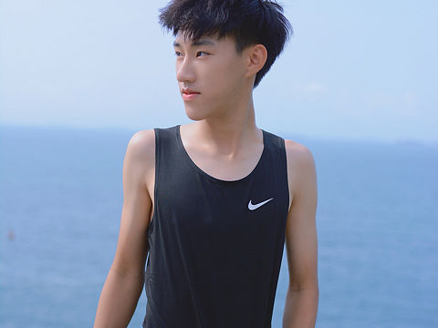 海邊男孩（個(gè)人主頁(yè)-ZMzQ5NzY2OTY=） - 人像攝影 - 站酷設(shè)計(jì)師淑輝原創(chuàng)素材 - 站酷ZCOOL