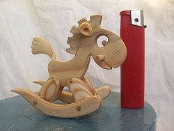 做的两个小木件儿,大家多交流!