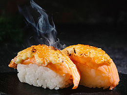 餐饮