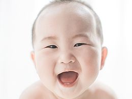 婴儿