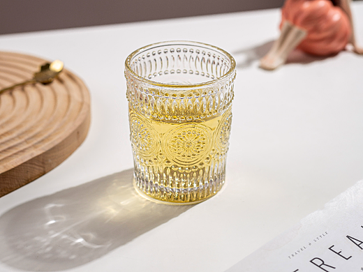 水杯（个人主页-ZNjMzMDExNjg=） - 产品摄影 - 站酷设计师Moon1light原创素材 - 站酷ZCOOL