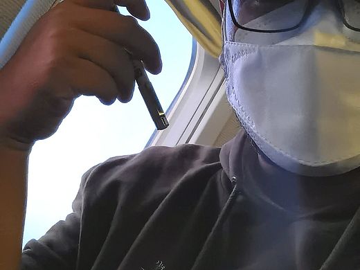 在飞机上如何打发时间