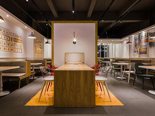 餐饮设计·香港旺角鸡仔面中山店